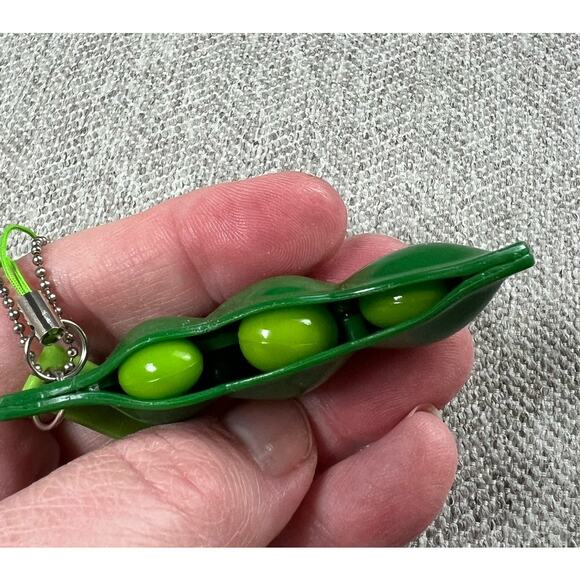 Pea Poppers Keychain Bean Fidget Toy Soybean Phone Charm - Picture 4 of 4